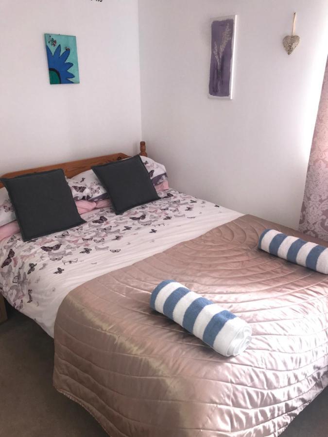 Modern And Bright Home In Quiet And Central Area Inverness Ngoại thất bức ảnh